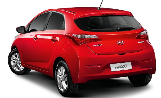 Hyundai+HB20+Comfort+Plys+Style+Premium+hatch+exterior+traseira